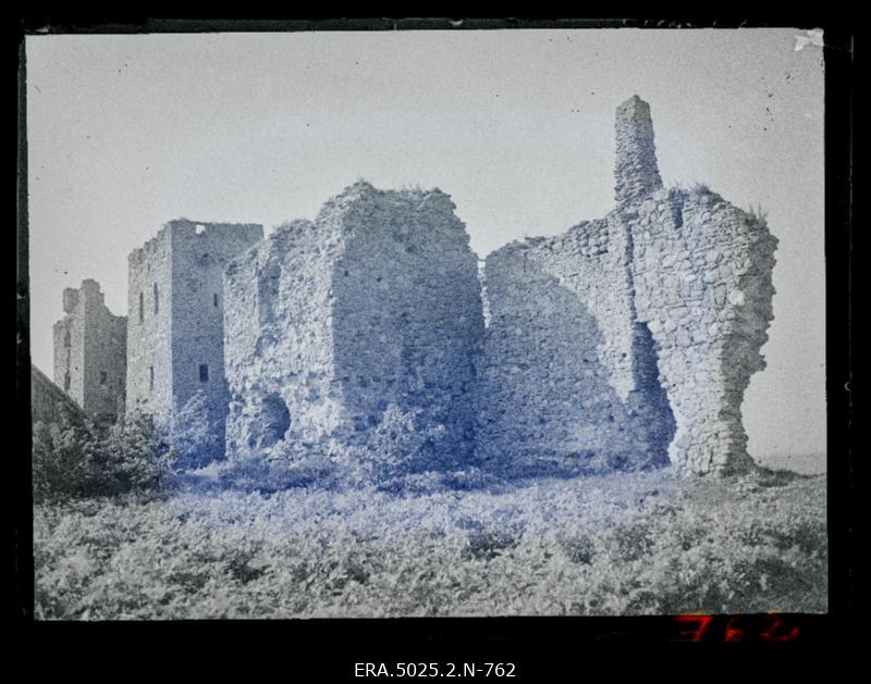 Toolse linnuse varemed