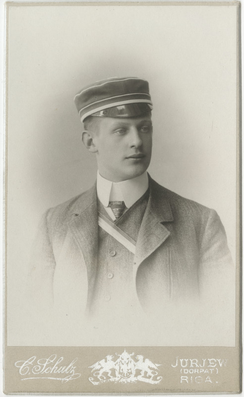 Korporatsioon "Estonia" liige Christfried Aps, portreefoto