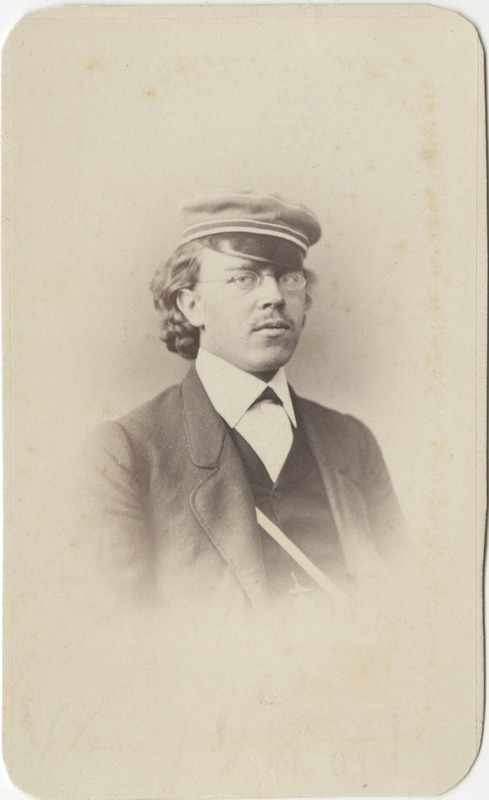 Korporatsioon "Estonia" vilistlane Eugen Kluge, portreefoto