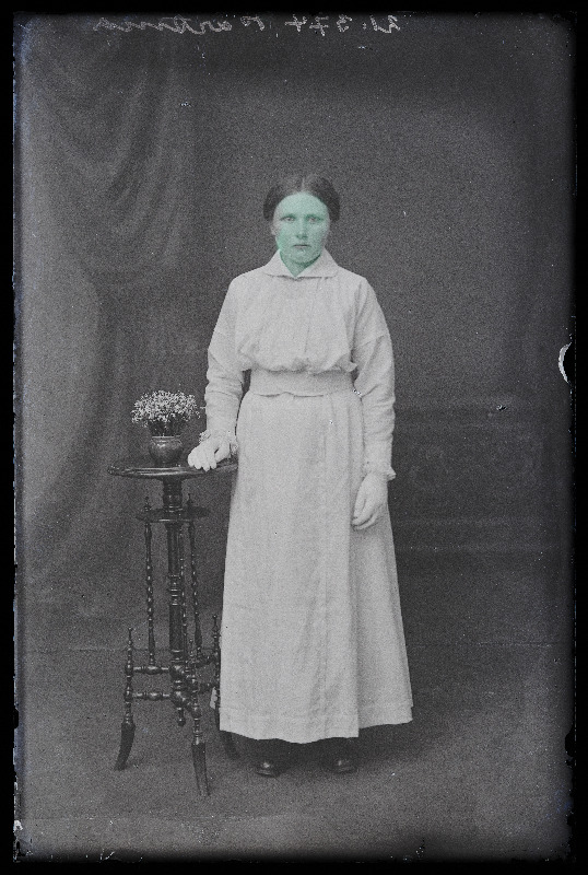 Leerilaps Anna Pärtma.
