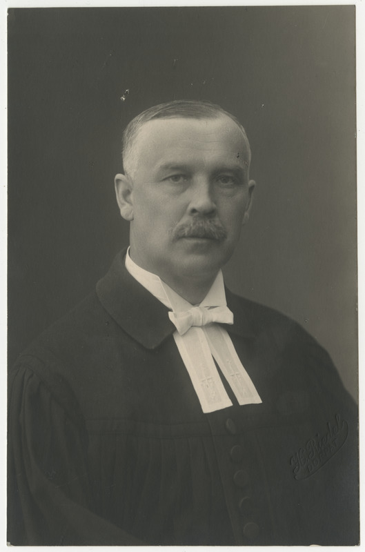 praost Gustav Julius Rutopõld, eesti kirikutegelane, usuõpetaja, portreefotod