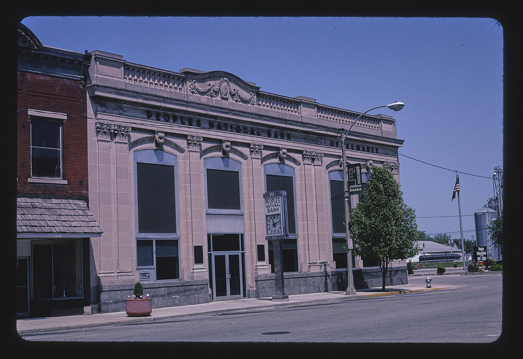 People's National Bank of Kewanee, North Tremont Street, Kewanee, Illinois (LOC)