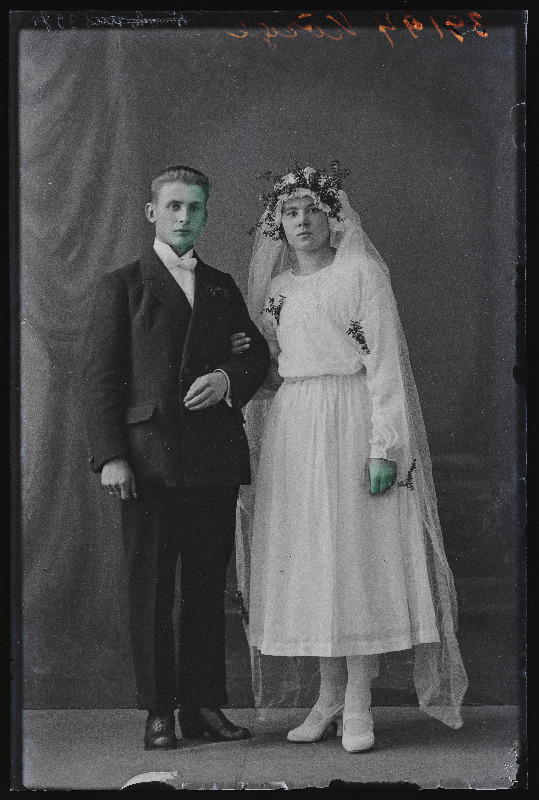 Noorpaar, Oskar Kõrge abikaasaga.
