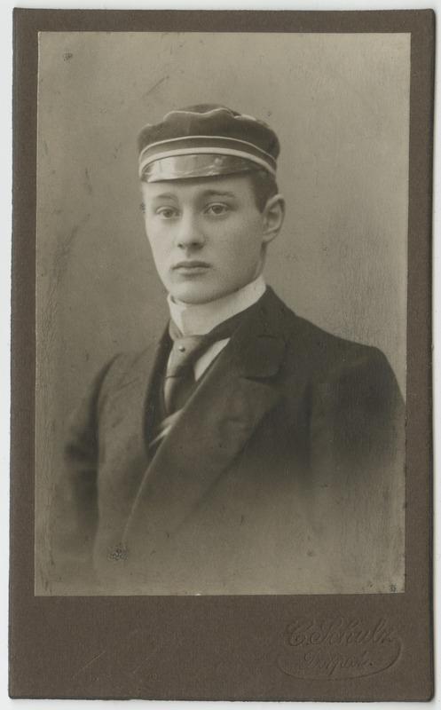 Korporatsiooni "Livonia" liige Moritz Graubner, portreefoto
