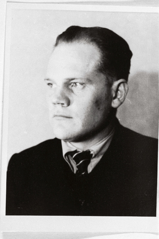 Saa, J. - Udeva sovhoosi direktor.