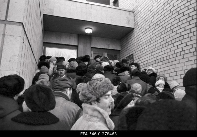 Pensioni kättesaamise järjekord sidejaoskonnas.