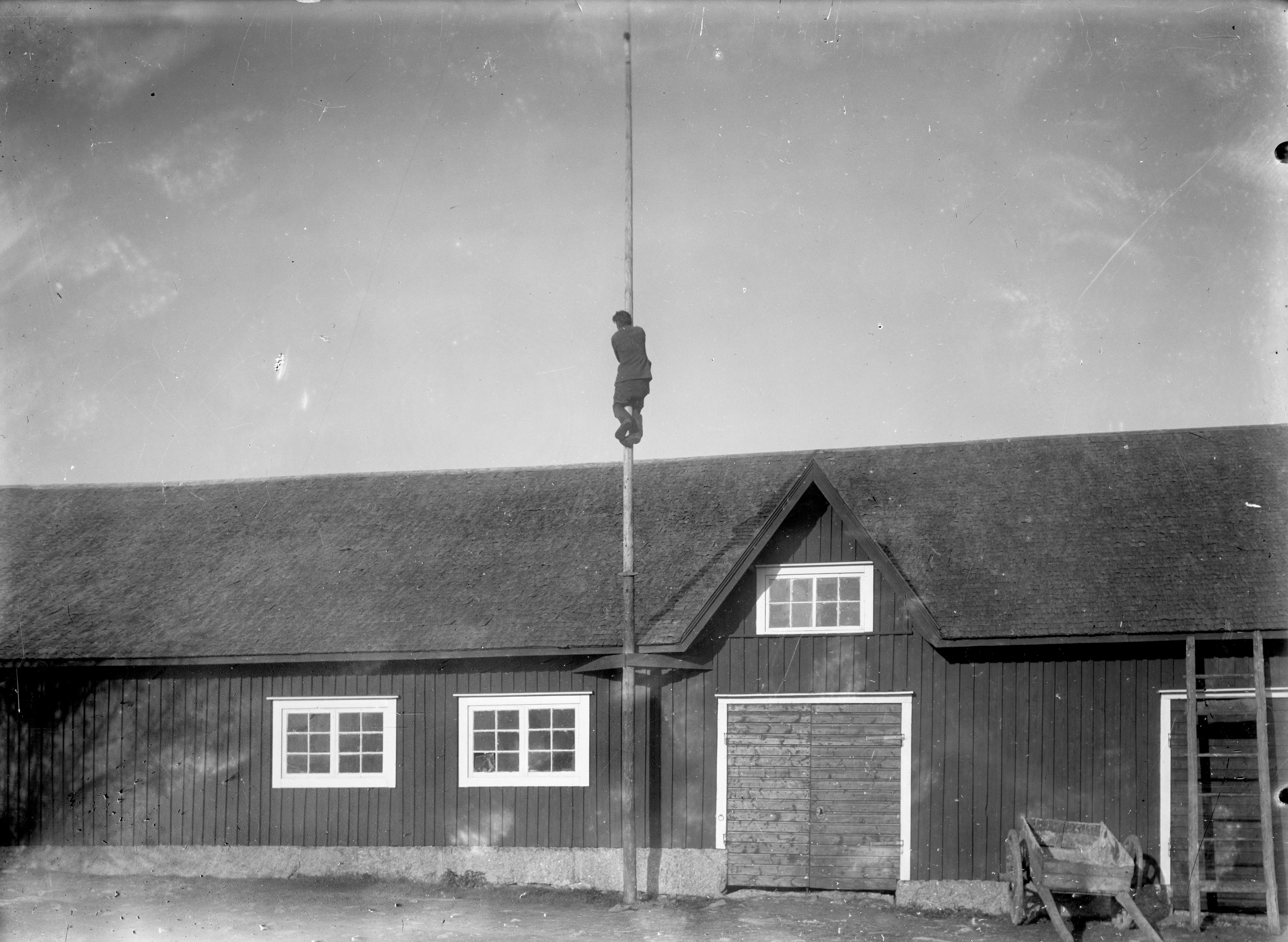 SLS 403_25 Takel eller klättra uppför stången‎ (1931)