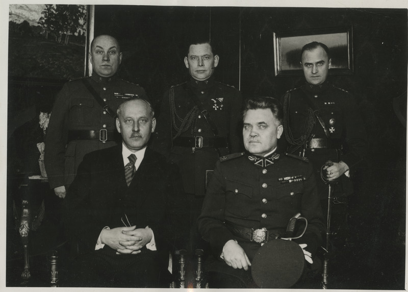 Leedu siseminister kindralleitnant Julius Čaplikas visiidil Tallinnas, Toompea lossis peaministri asetäitja Kaarel Eenpalu juures Leedu iseseisvumise aastapäeval 16.02.1936