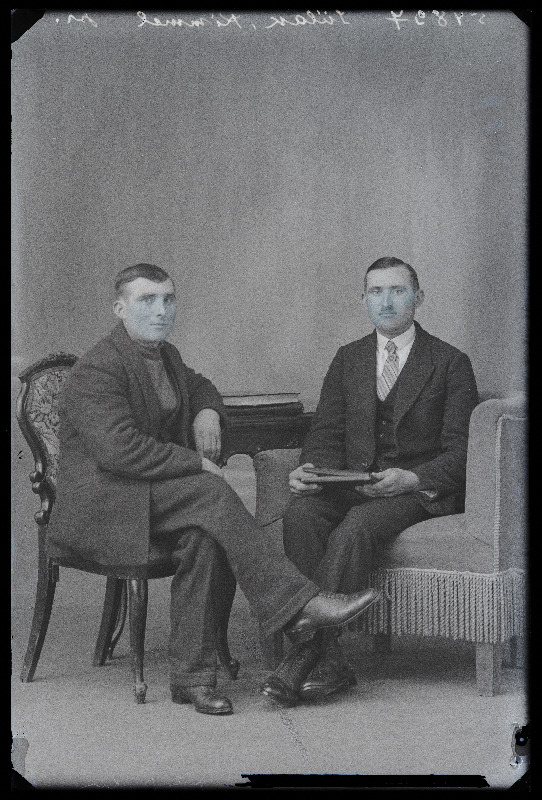 Kaks meest, Siilak (vasakul) ja Kimmel, (Vastemõisa vald, Kuusekäära talu).