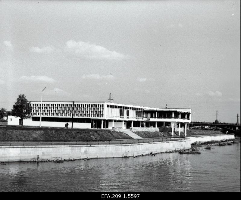 Vaade restoranile Kaunas.