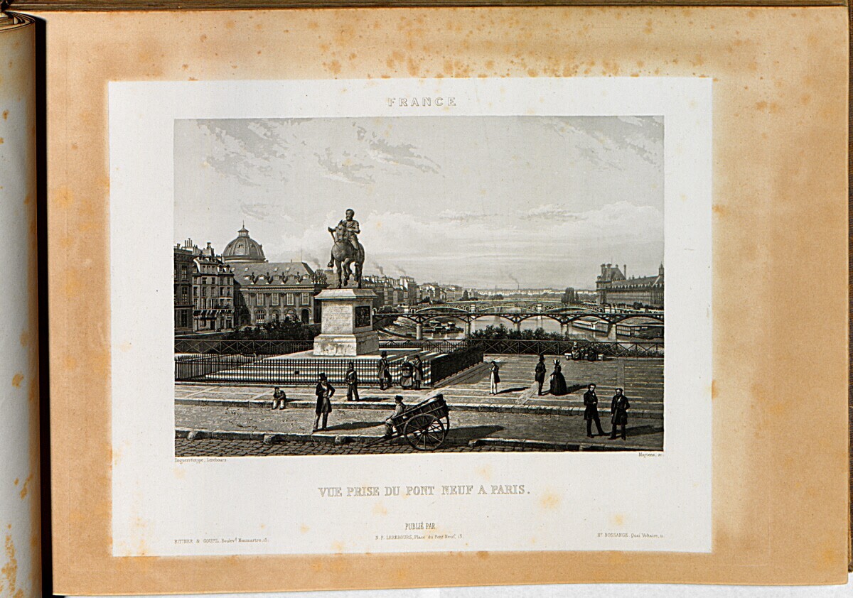 Vue prise du Pont Neuf à Paris