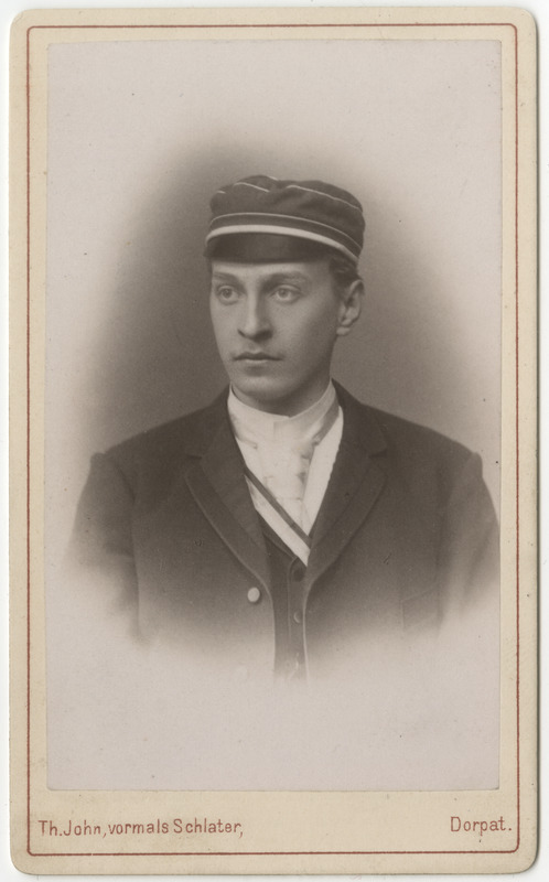 Korporatsioon "Estonia" liige Albert von Haller, portreefoto