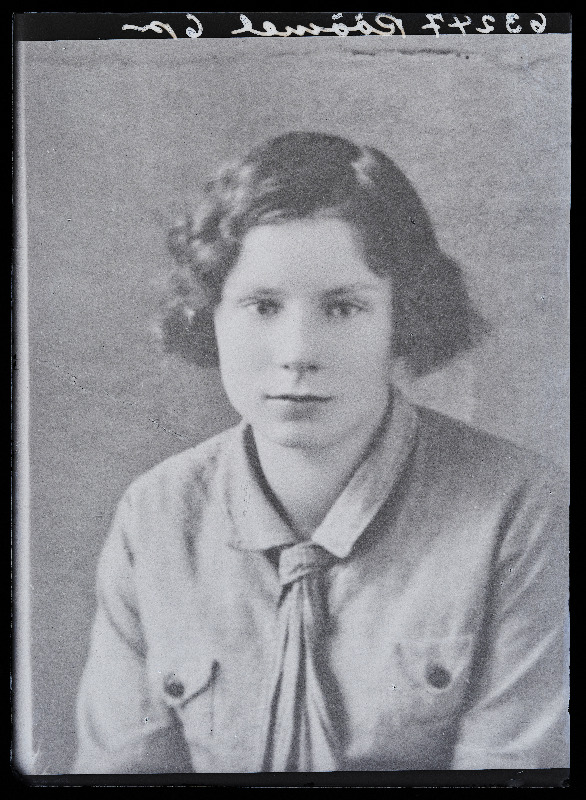 Neiu foto, (21.03.1935 fotokoopia, tellija Röömel).