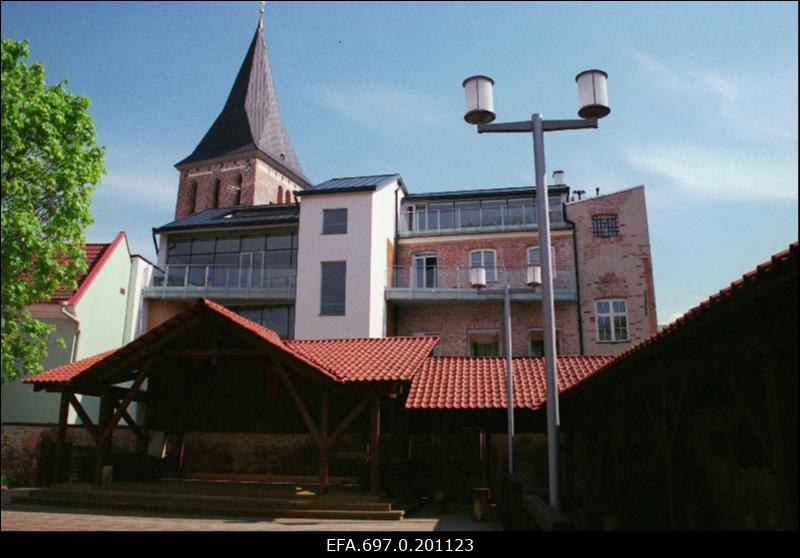 Kultuuri-, kunsti- ja käsitöökeskus Antoniuse Õu..