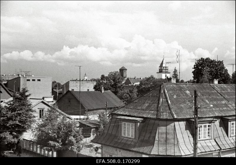 Vaade vanalinnale kultuurimaja katuselt.