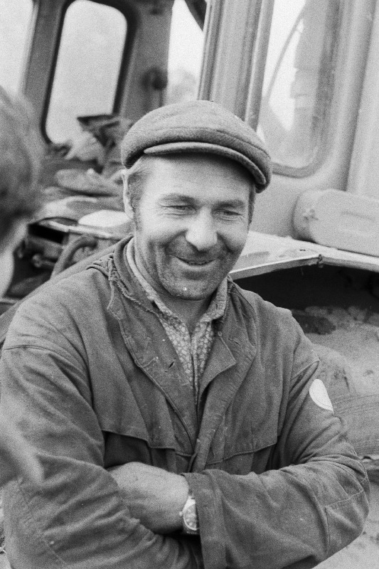 Tartu rajooni V.I. Lenini nim. näidissovhoosi parim traktorist Jaan Laja.