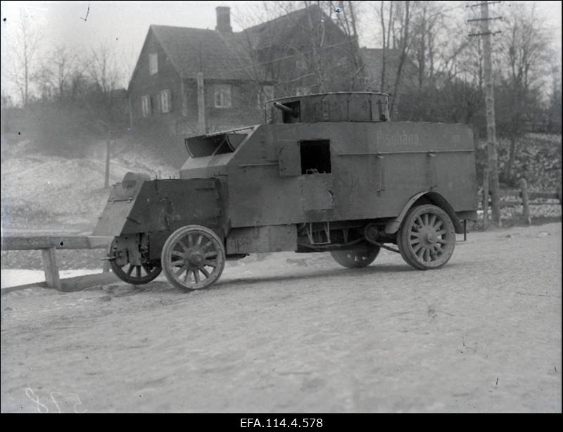 Vabadussõda. Soomusautode Kolonni soomusauto Pisuhänd.