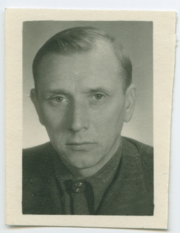 Dokumendifoto [Alfred Luhandi]