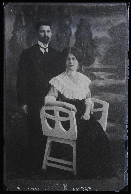 Abielupaar, (16.01.1919 fotokoopia, tellija Litter).