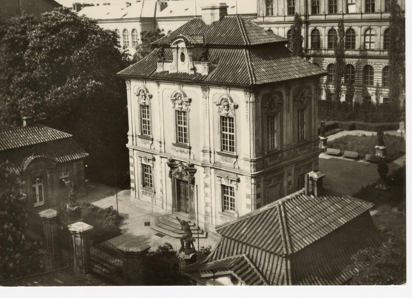 The Antonín Dvořák Museum; exteriör