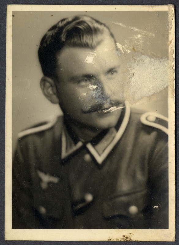 Allohvitser Arnold Rätsep Saksa sõjaväemundris