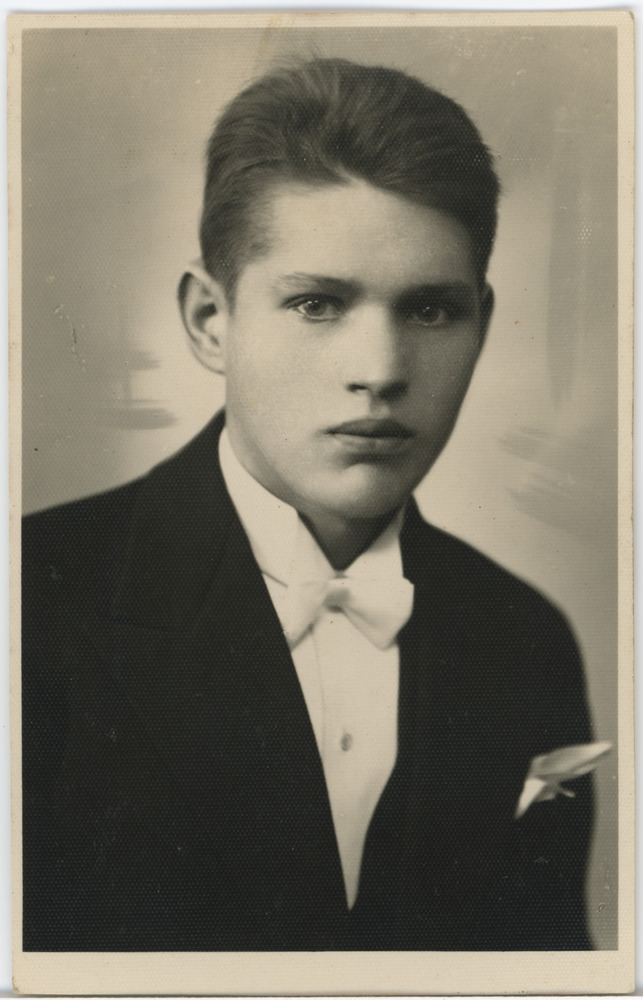 Tundmatu noormees, portreefoto