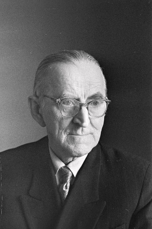Reindorff, Günther, Eesti NSV rahvakunstnik-graafik.
