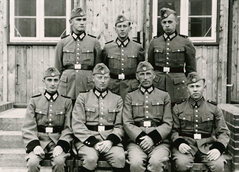 Saksamaale 1941. aasta talvel ümberasunutest moodustatud politseipataljon "Ostland" väljaõppelaagris Oderi äärses Frankfurdis.