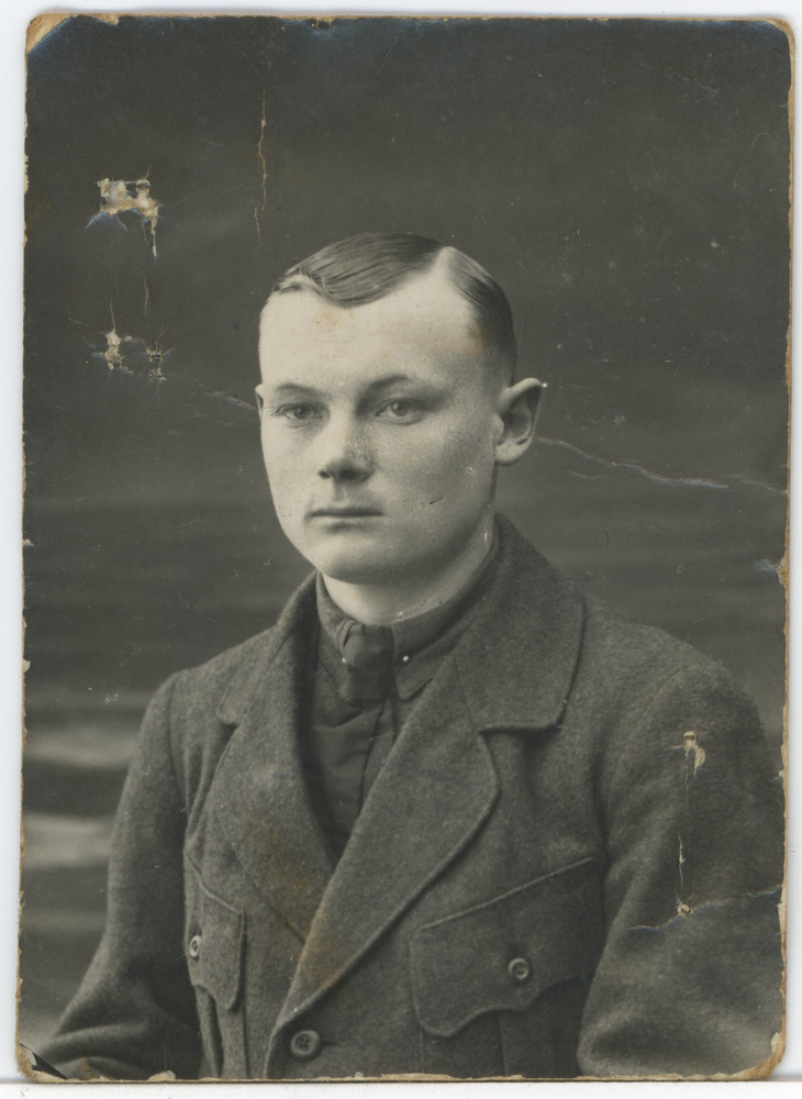 Oskar Augla, portreefoto