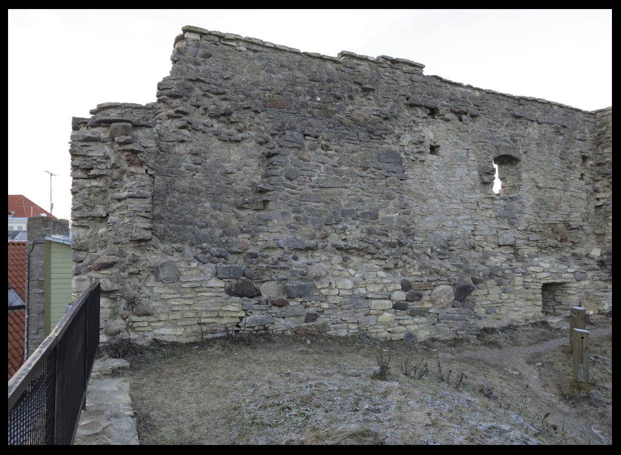 Haapsalu fortress. Part of the wall. (for example from the professor) rephoto