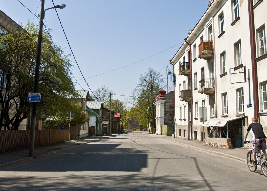 Kassisaba, Adamsoni tänav, vaade Koidu tänavalt raudtee suunas. rephoto