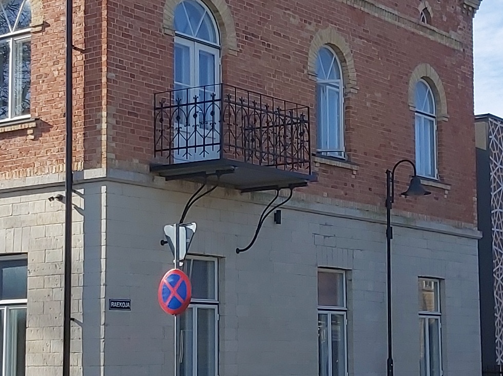 Kuressaare sepised: rõdu Uus 20 rephoto