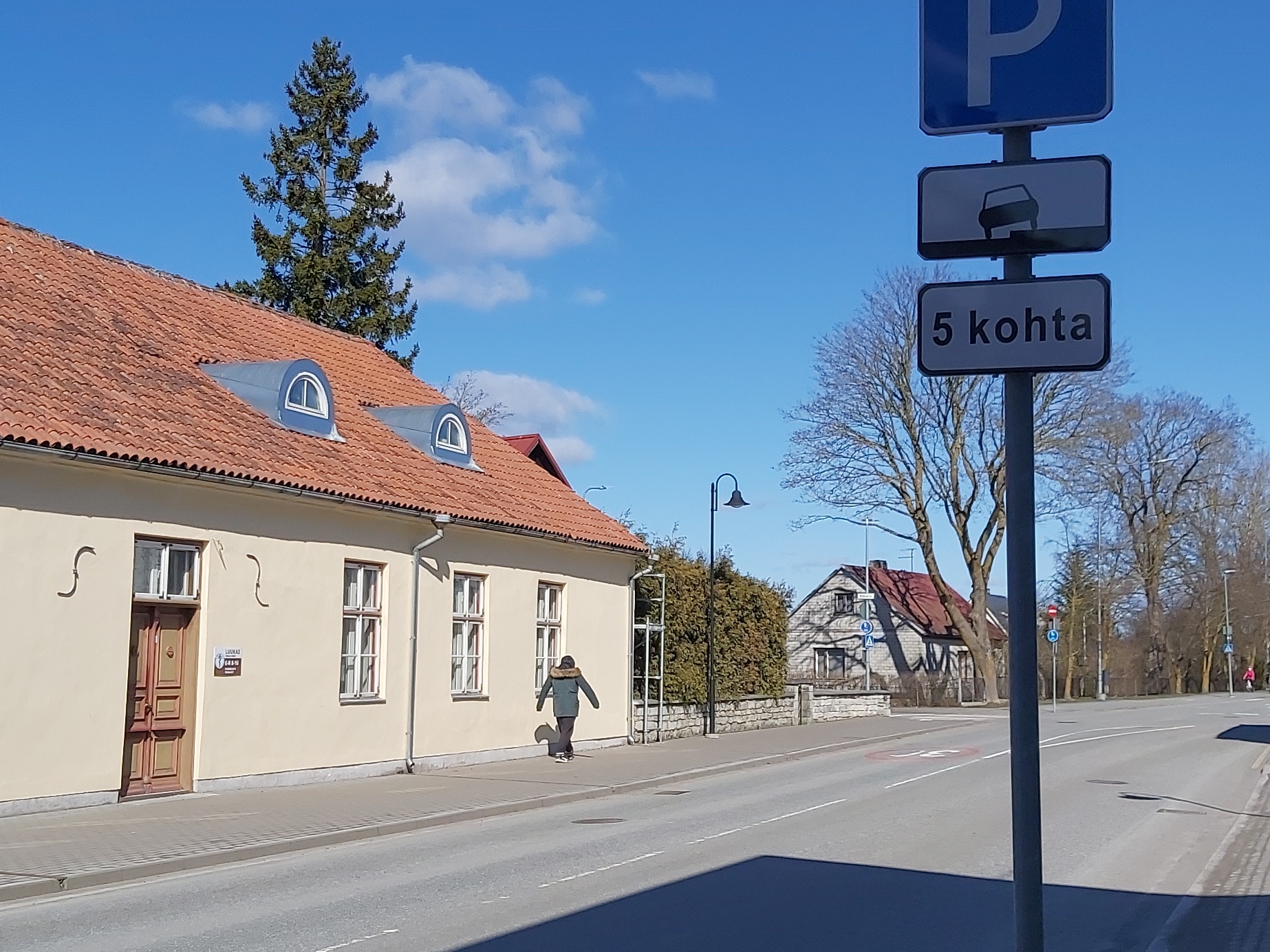 Kuressaare, sissesõit linna Tallinna tänavalt rephoto