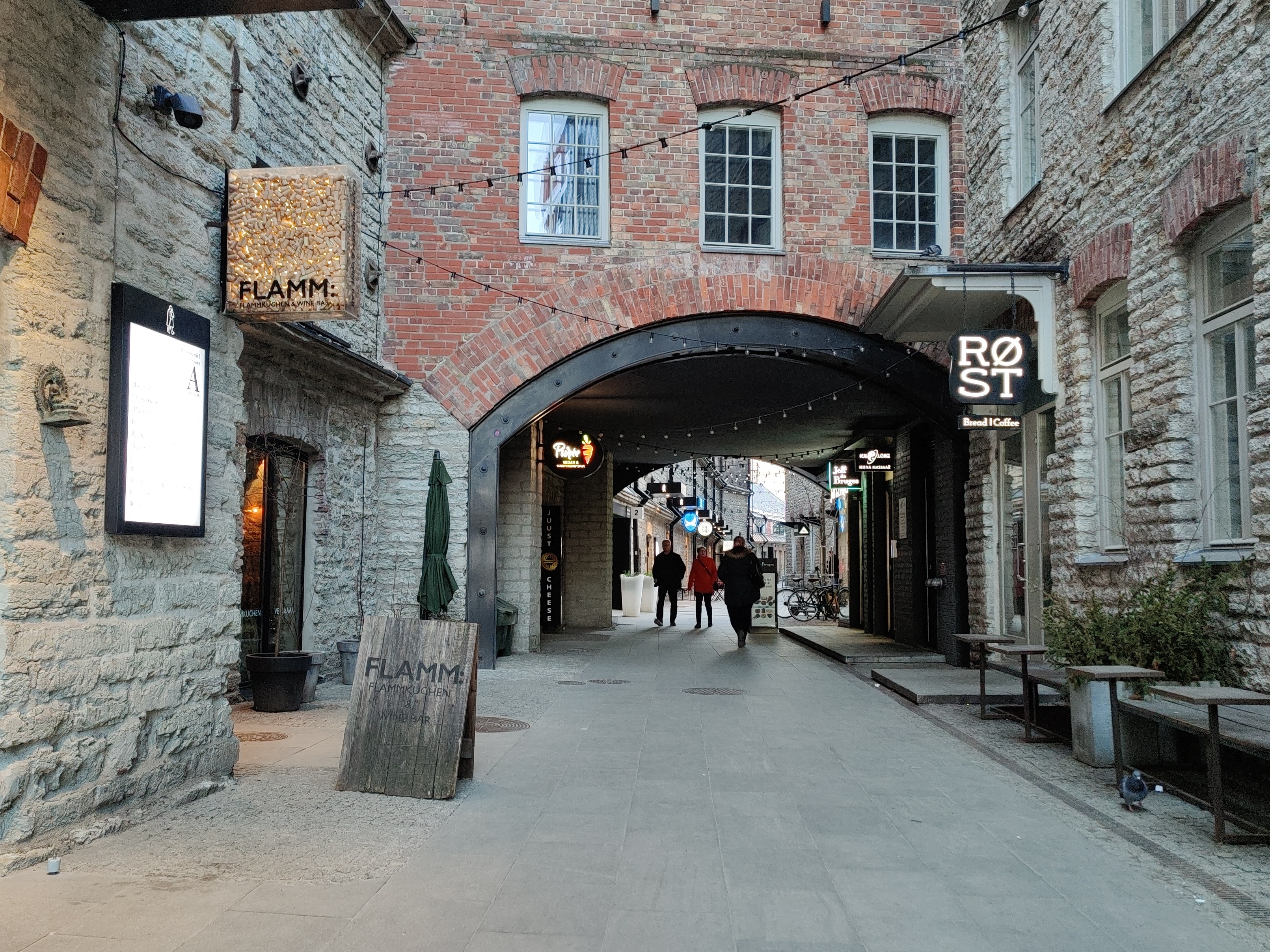 Rotermanni kvartal, tehase sisehoov, vaade lõuna suunas. rephoto