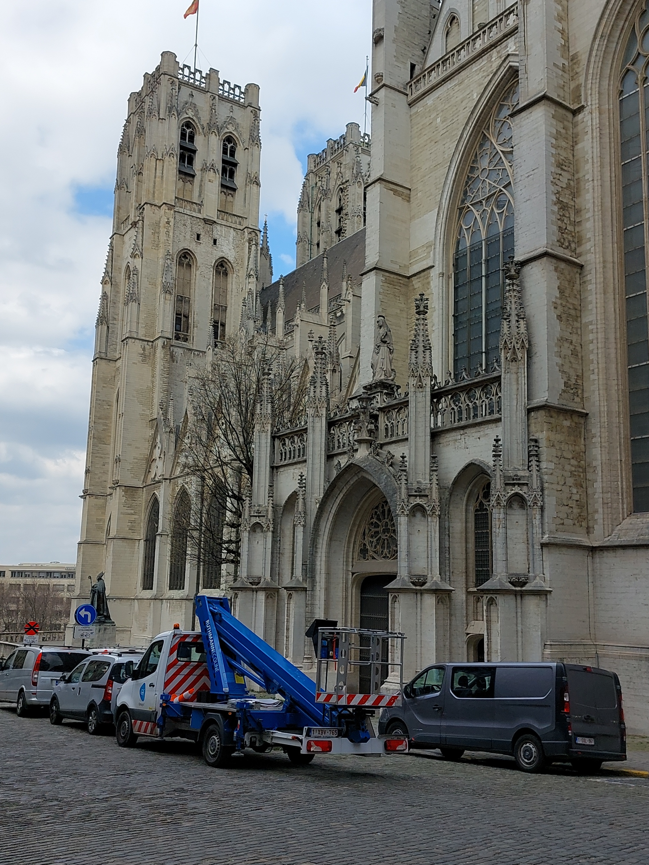 Kathedraal van Sint-Michiel en Sinte-Goedele in Antwerp rephoto