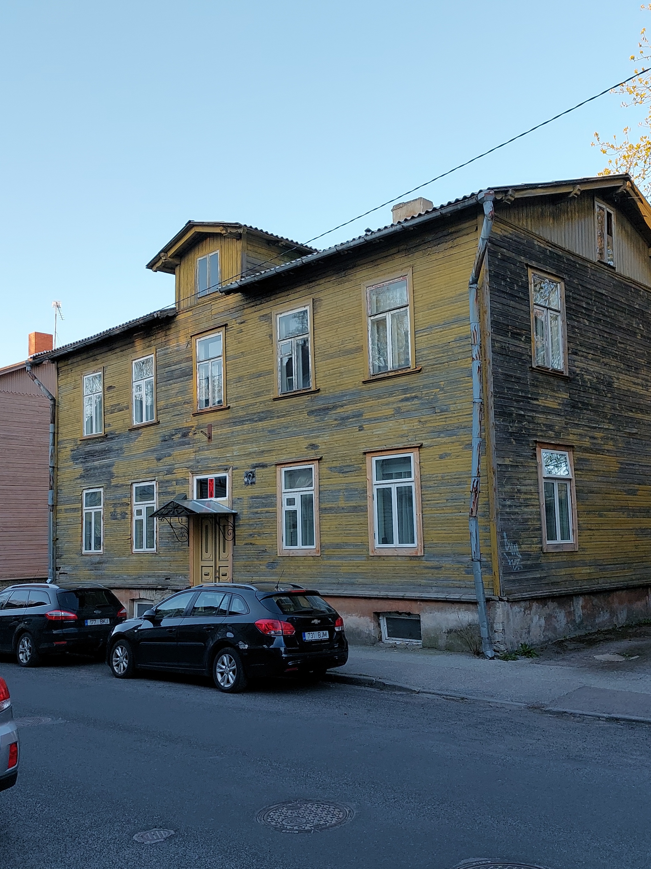 Salme t. 36 kahekordne puumaja rephoto