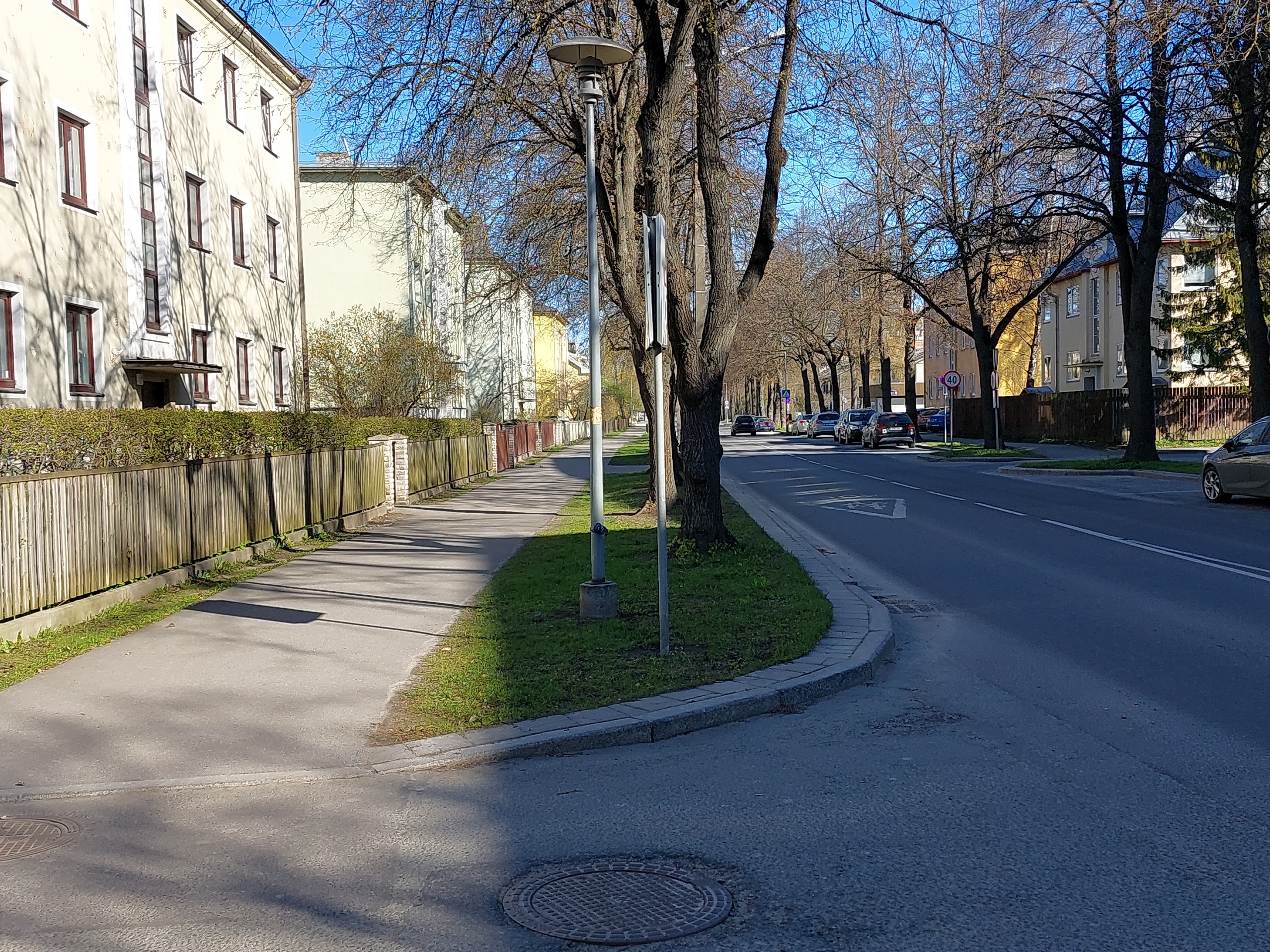 Tilting works on the Ristiku Street rephoto