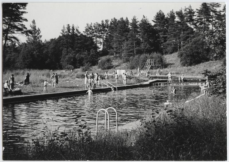 foto, Viljandi, Uueveski org, tagumised - Ajapaik