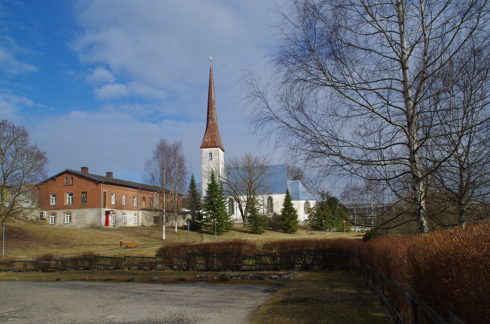 Vaade Rakvere Kolmainu kirikule rephoto