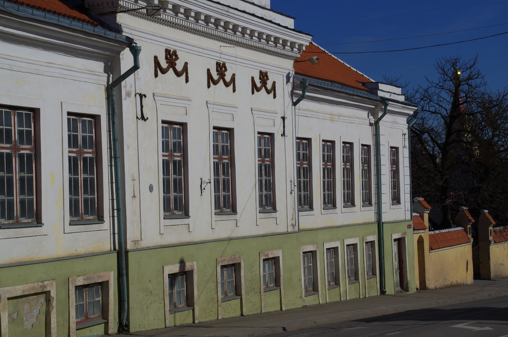 Rakvere koolipoisid rongkäigus rephoto
