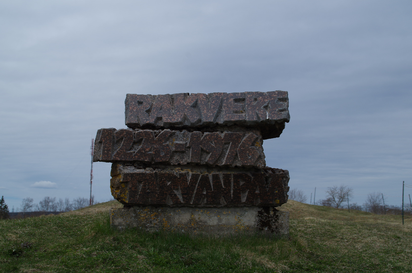 Rakvere 750 - mälestusmärk Rakvere Vallimäel rephoto