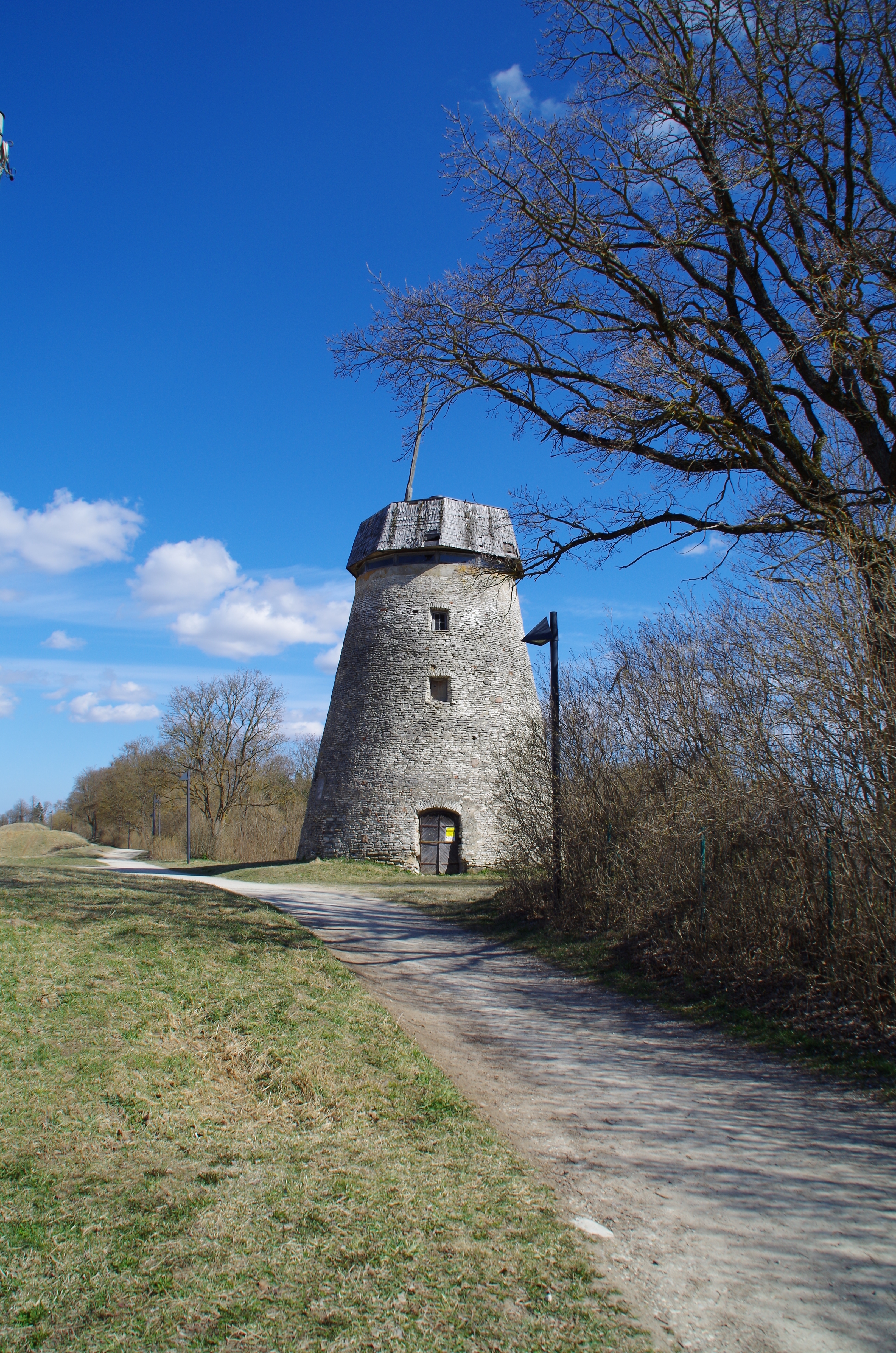 Rakvere, veski Vallimäel rephoto
