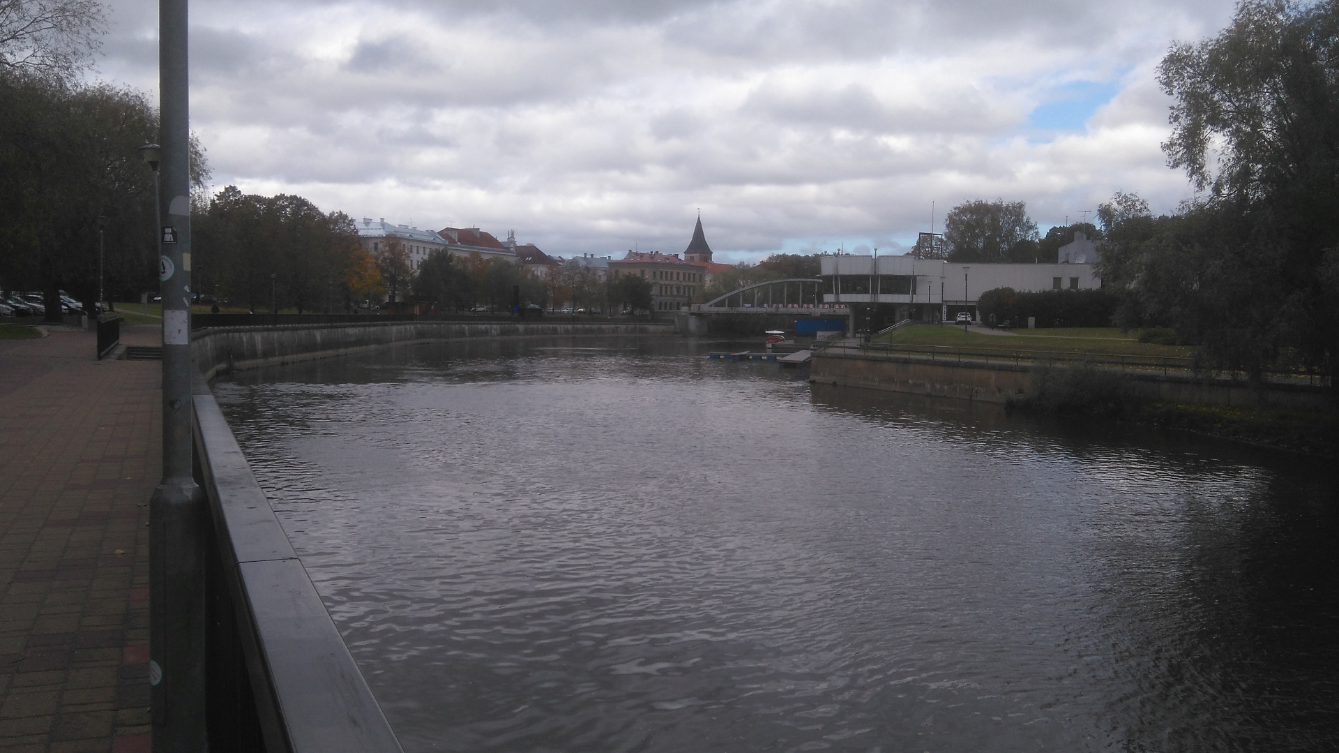 Tartu. View of Emajõele and the city from the beginning of Auriku Street rephoto