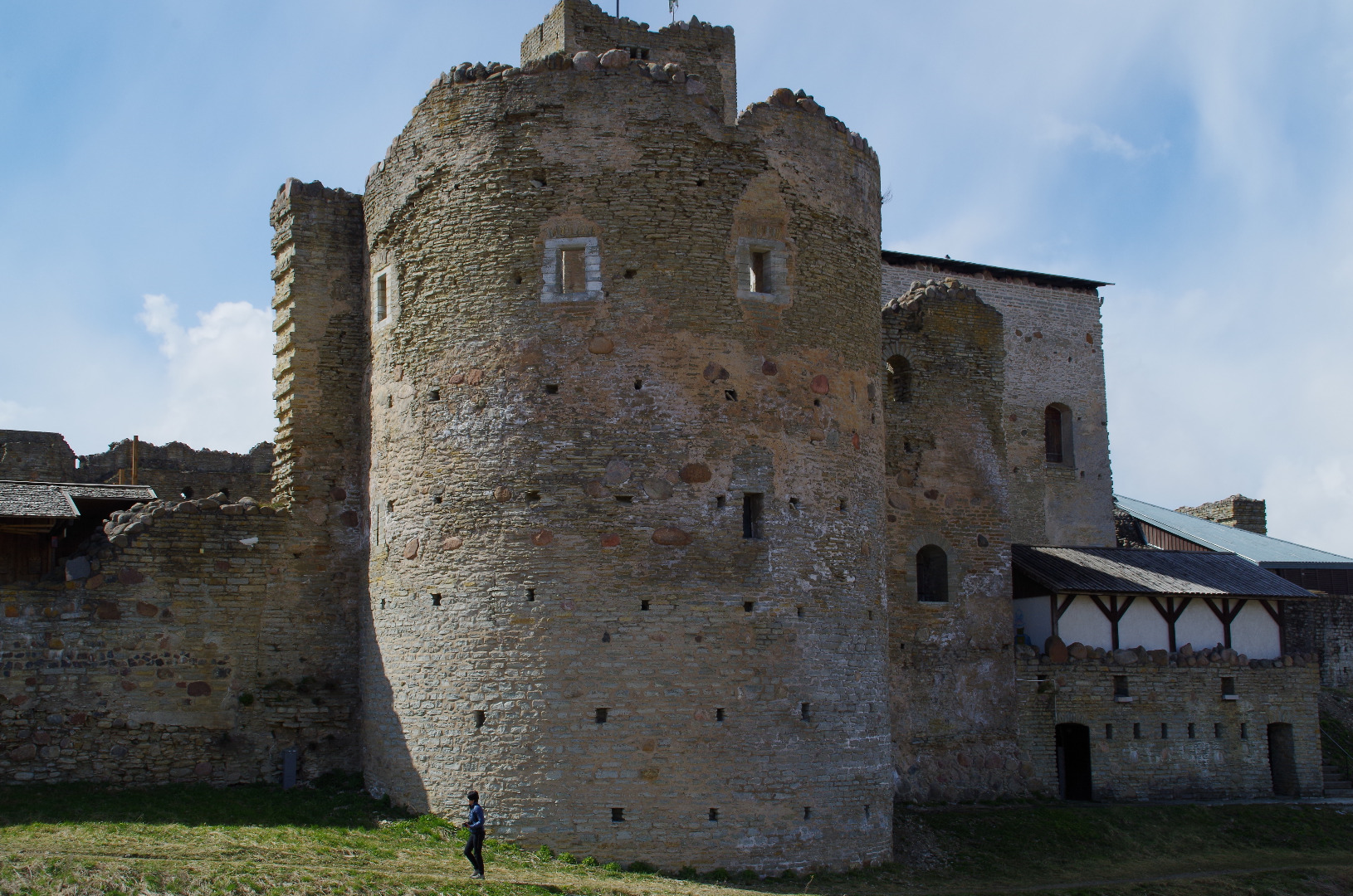 Rakvere Vallimägi, linnuse varemed rephoto