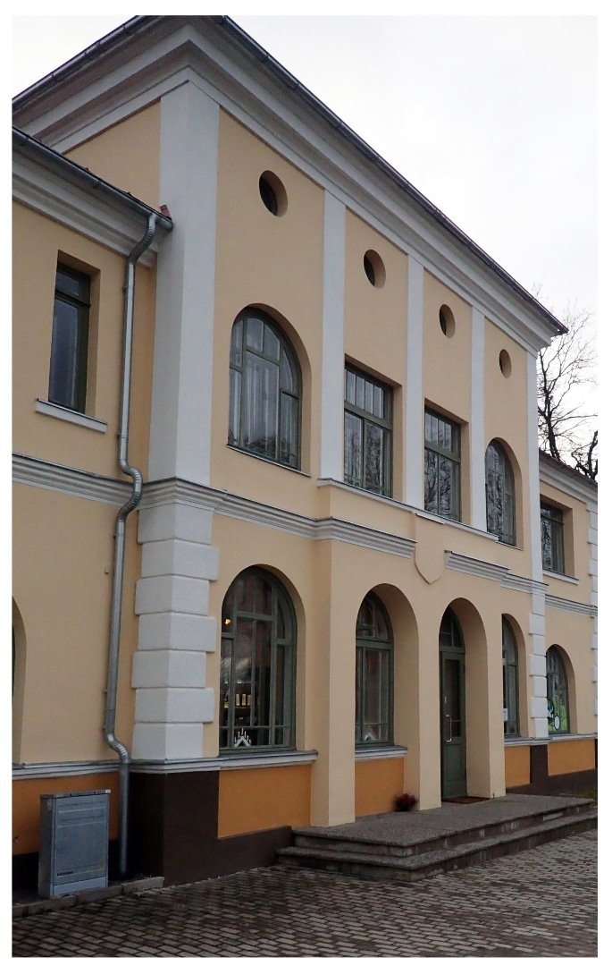 Valga maavalitsuse hoone rephoto