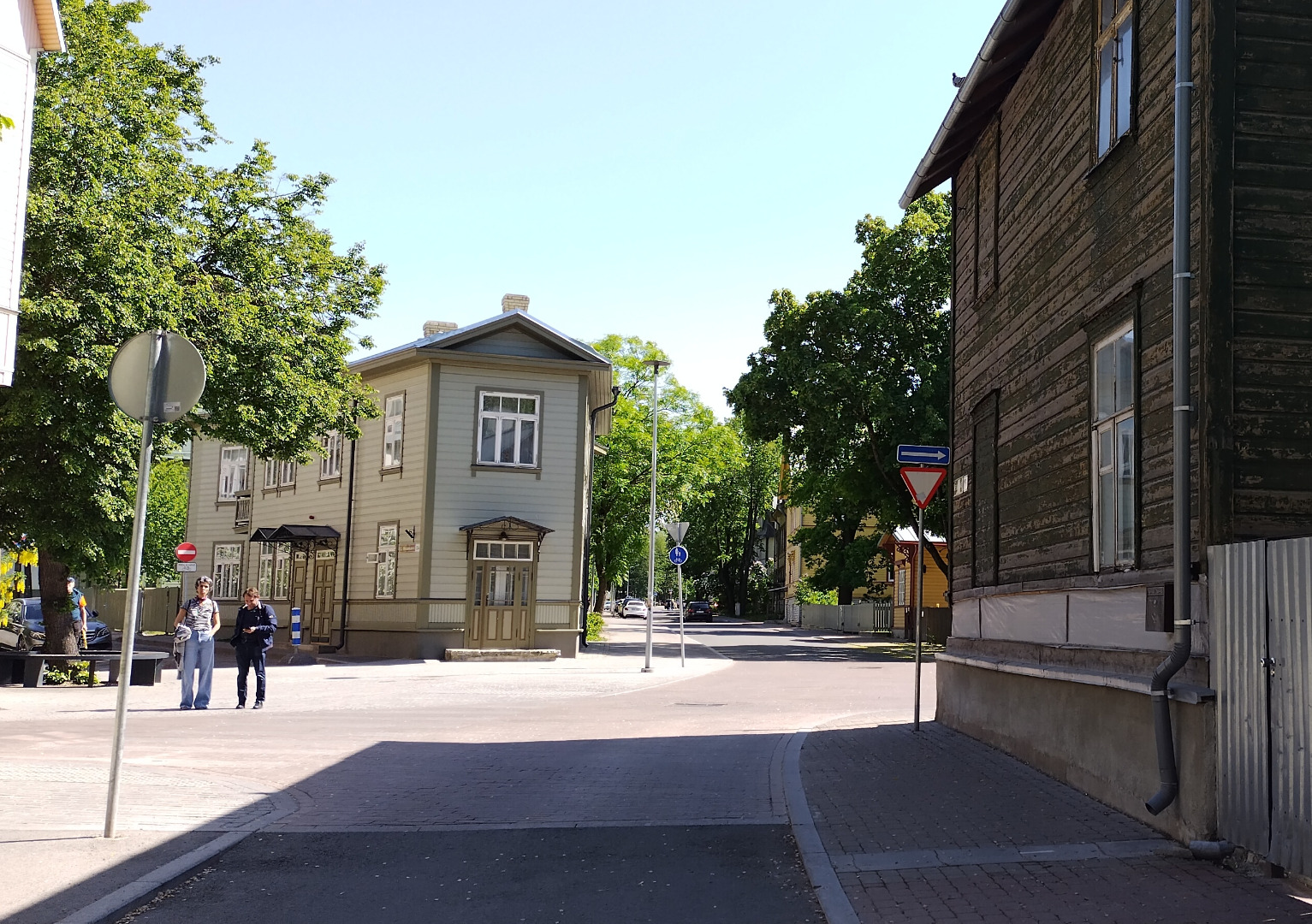 Tallinn, Kesklinn, Kadriorg, Vesivärava tänava ja Faehlmanni tänava nurk rephoto