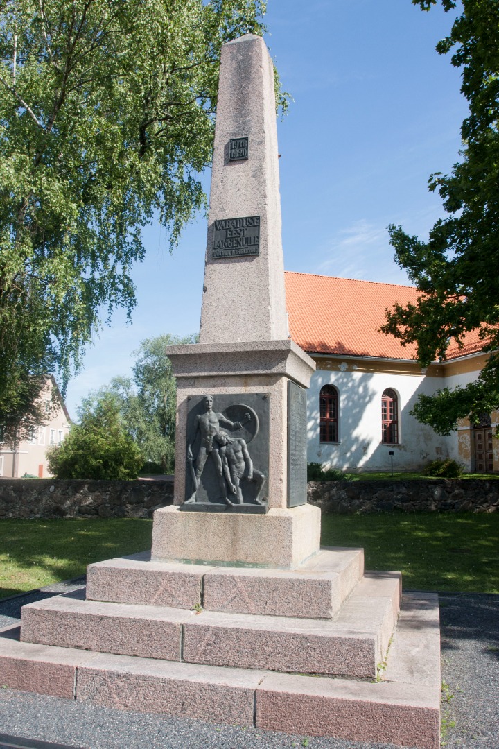 Põlva Vabadussõja mälestussammas rephoto