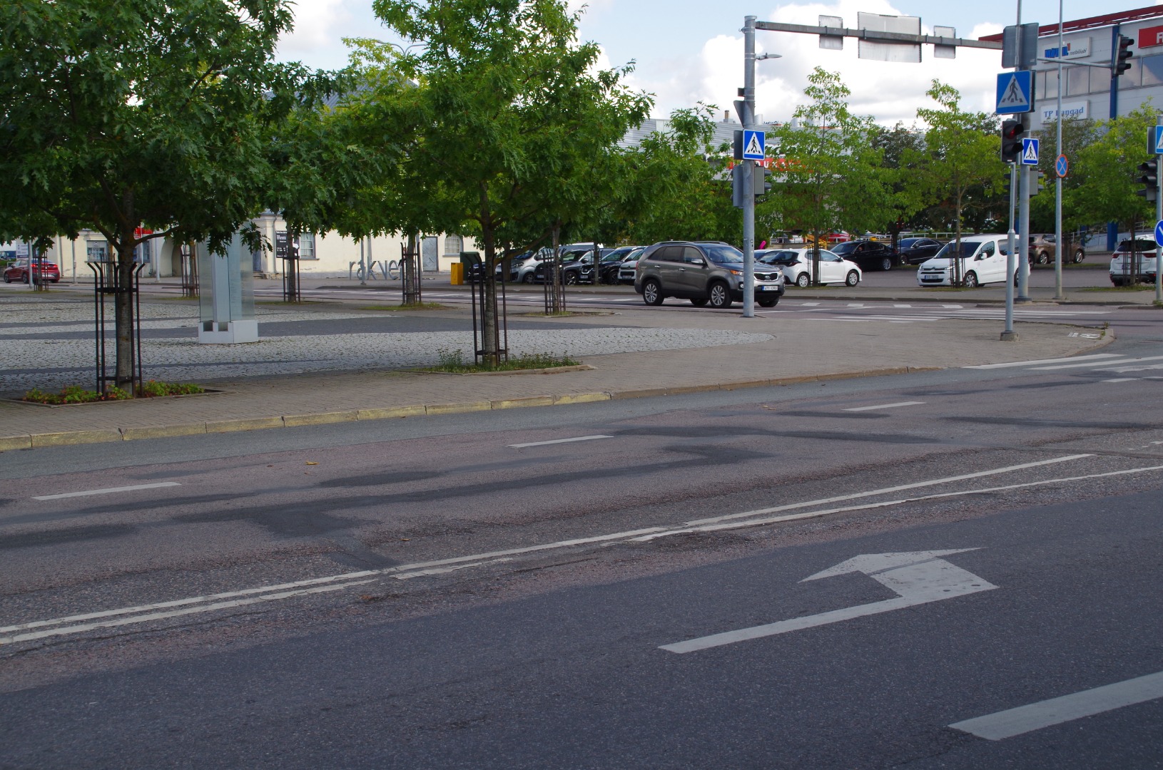 Rakvere. 1. mai demonstratsioon Turu platsil rephoto