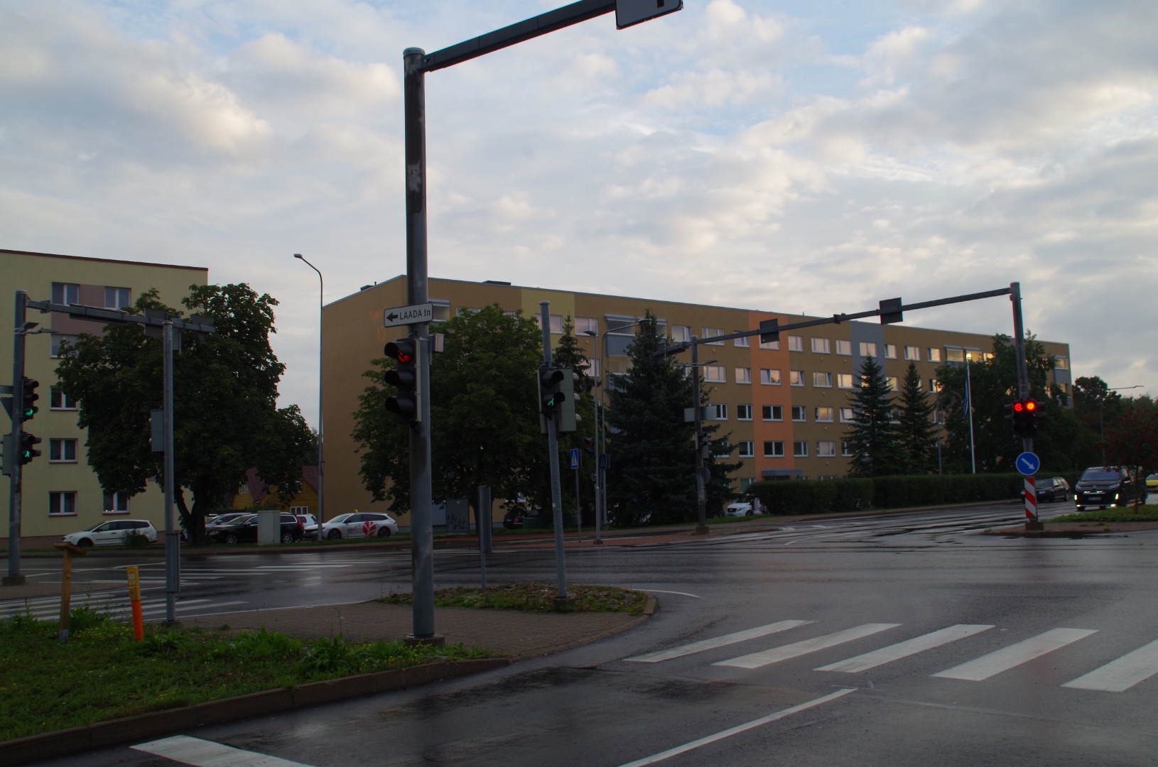 Vaade Komsomoli ja Tuleviku tänava ristmikule. rephoto