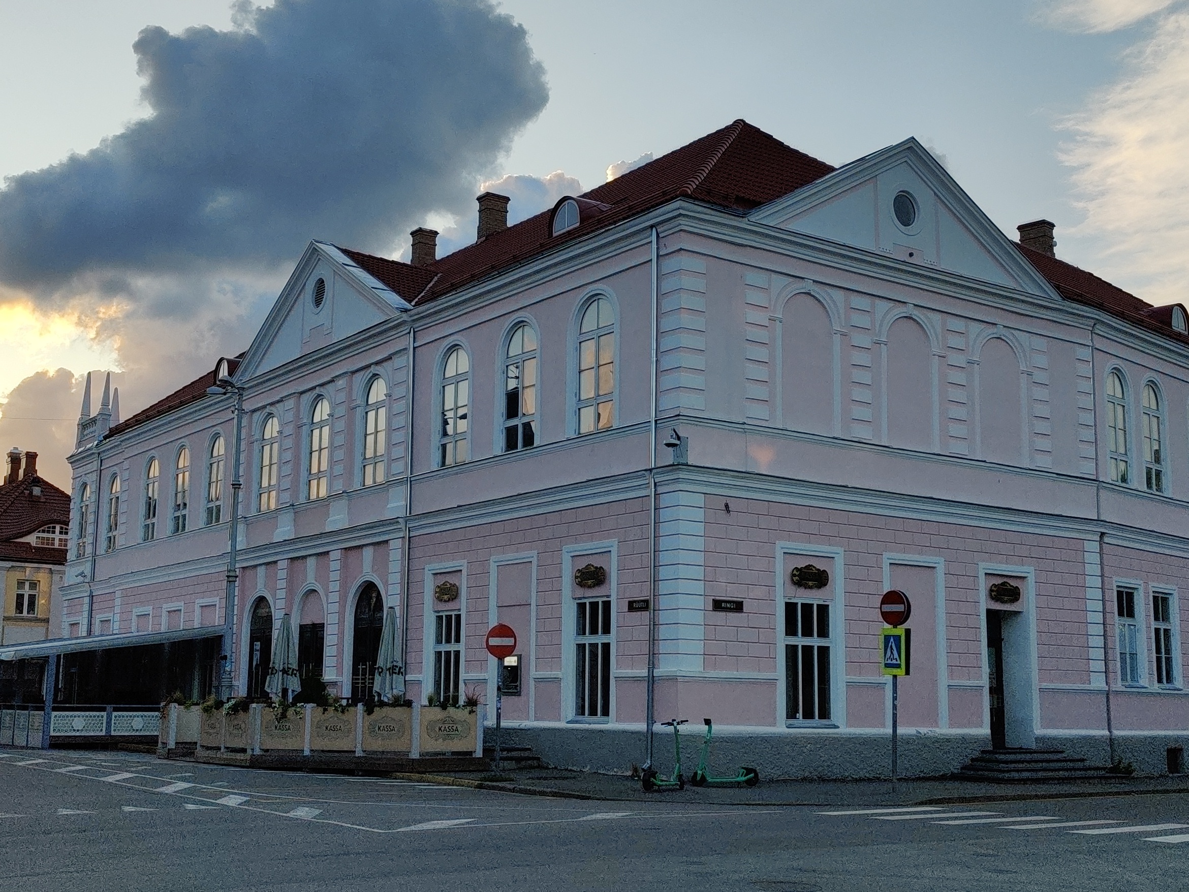 Negative. Rüütli 40 in Pärnu rephoto